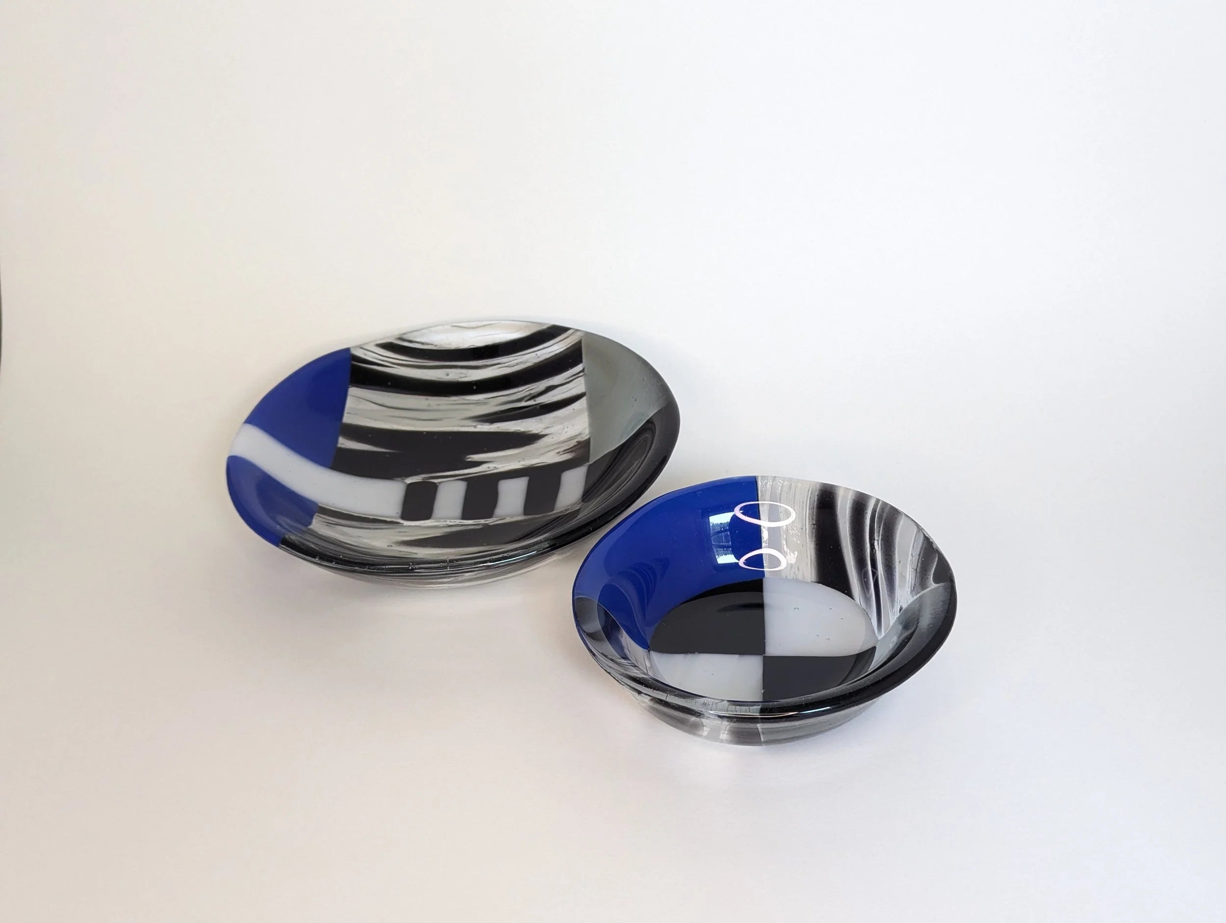 Bauhaus Bowl & Dish Set – Deep Current