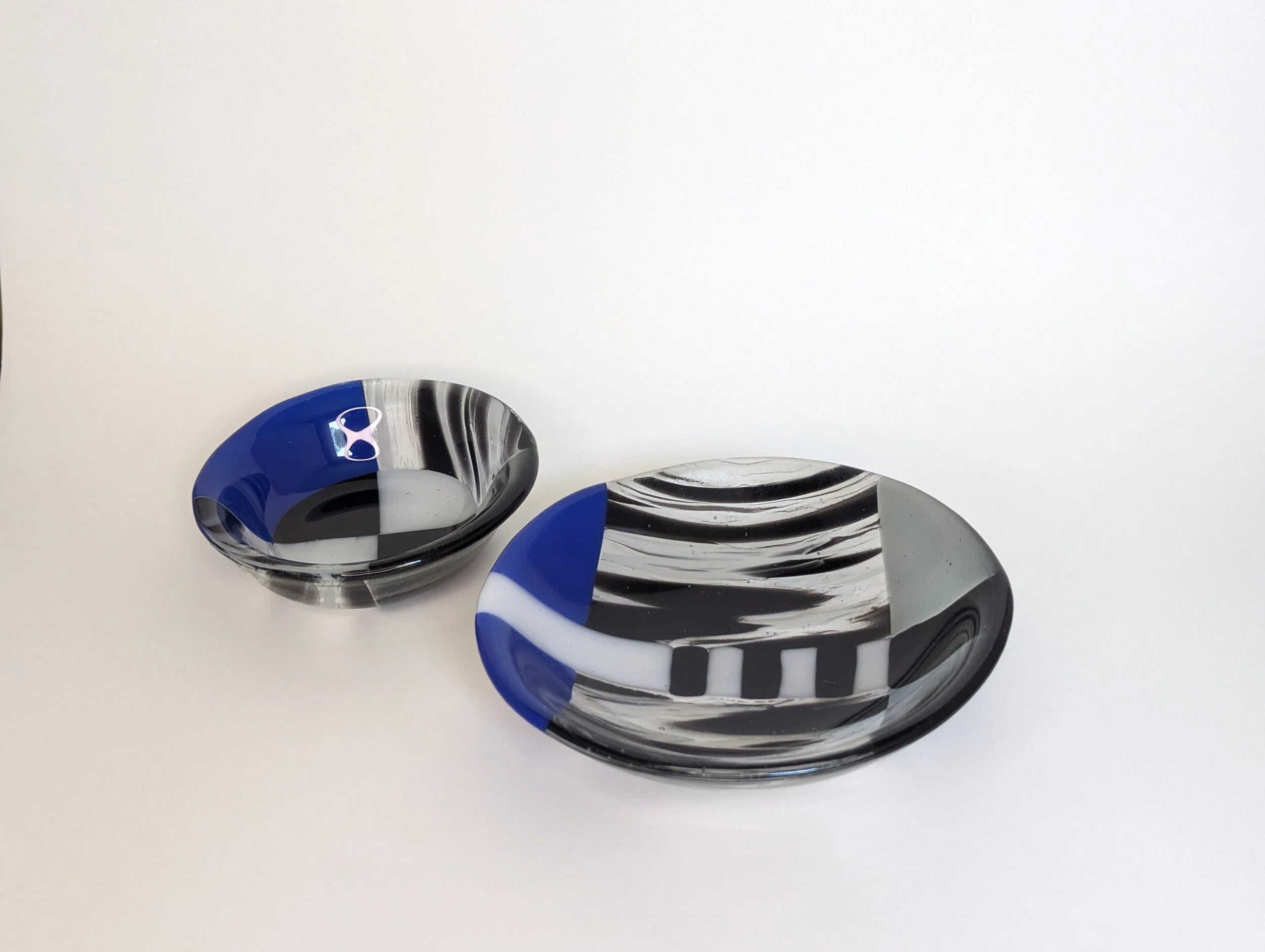 Bauhaus Bowl & Dish Set – Deep Current