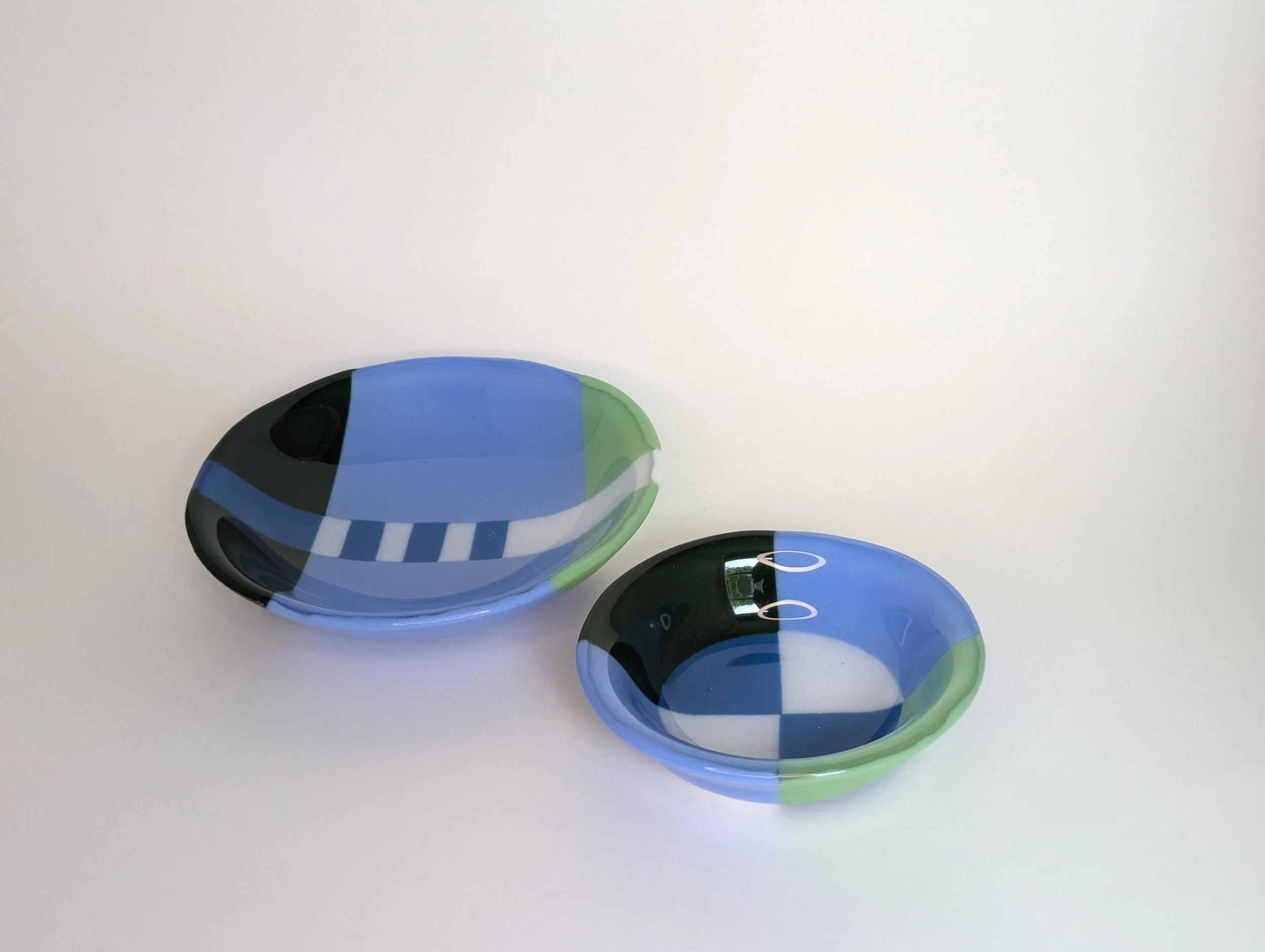 Bauhaus Bowl & Dish Set – Dappled Light