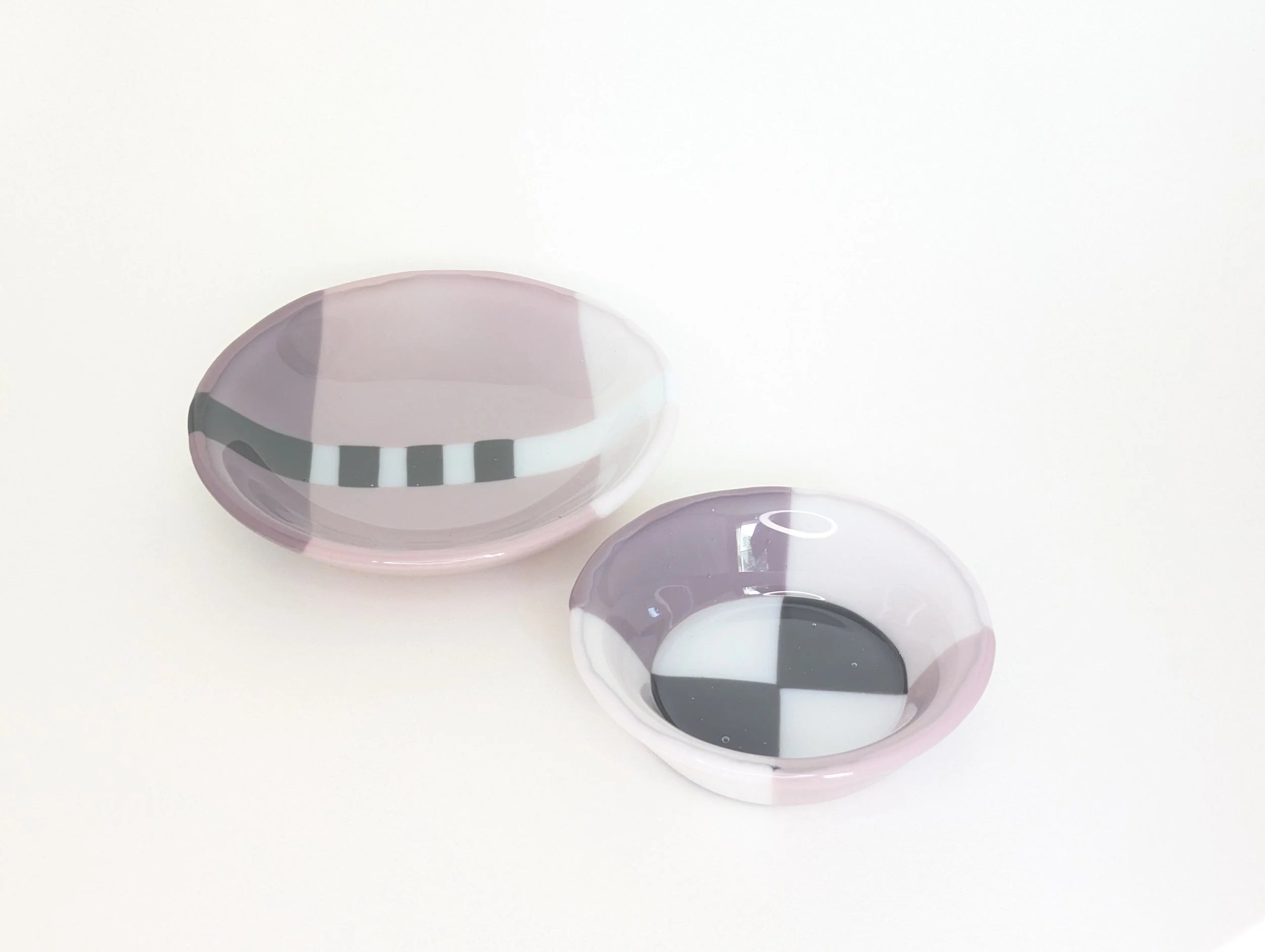 Bauhaus Bowl & Dish Set – Lavender Smoke