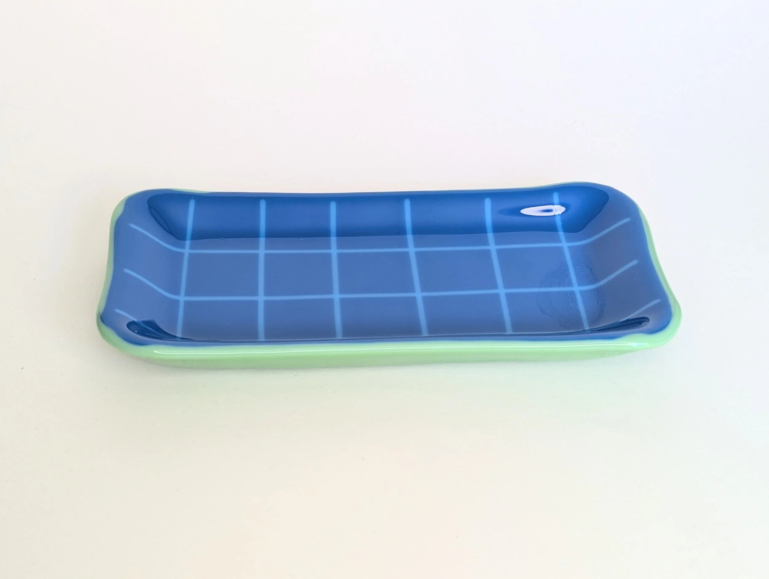 Grid Tray